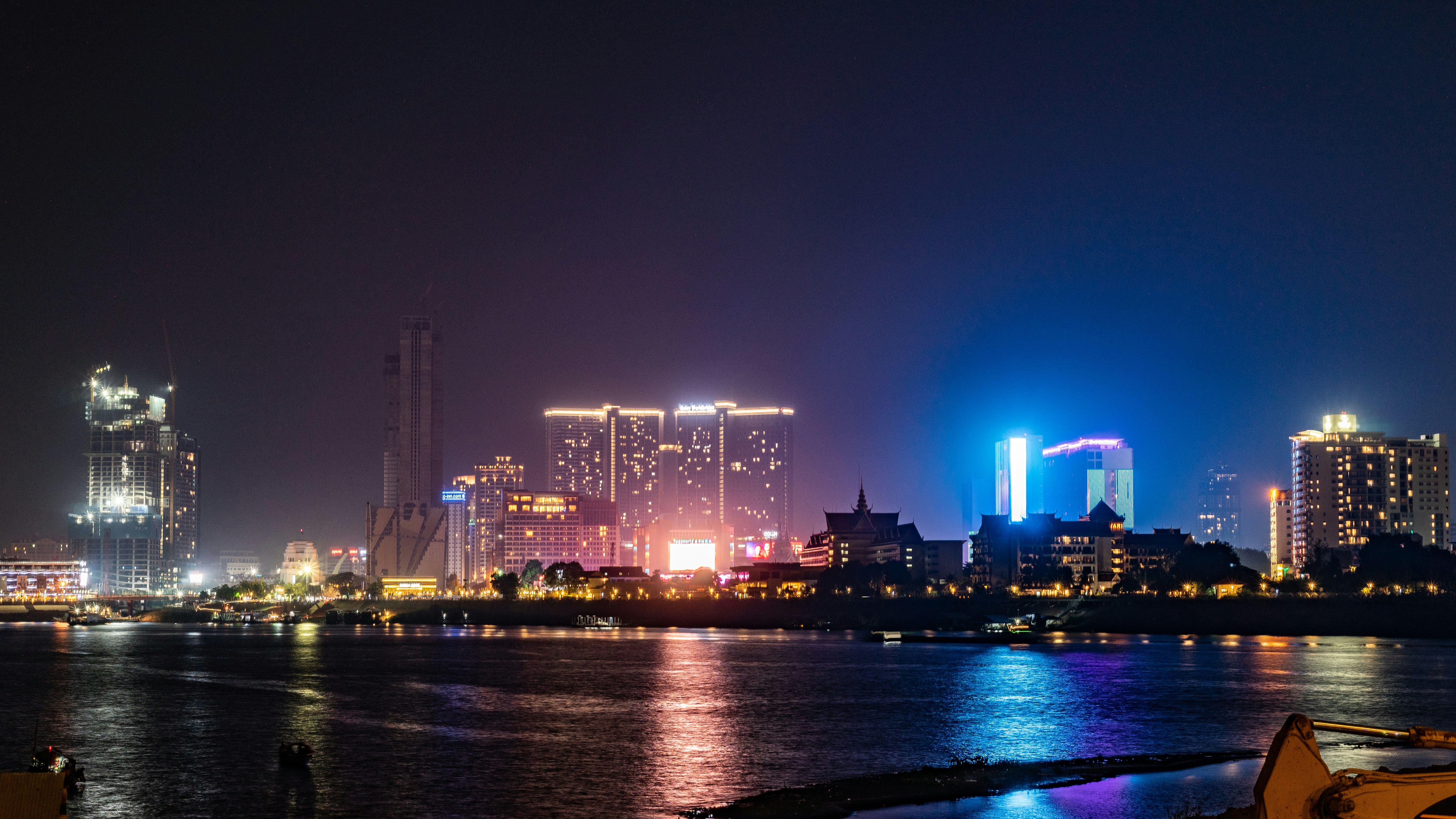 Phnom Penh — 15